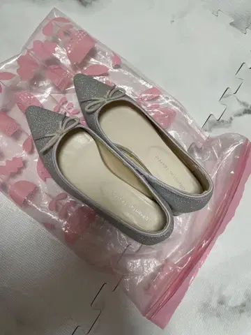 [새상품급] 오리엔탈 트래픽 실버 글리터 리본 로힐