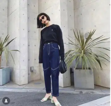 MEER. 메이아 스티치 테이퍼드 데님 M