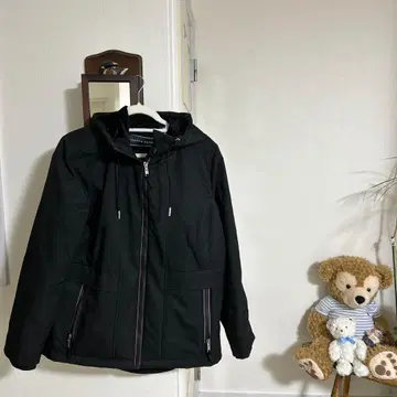 TOMMY HILFIGER 블랙 자켓!미사용 새상품!