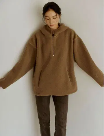 언그리드 보아 루즈 후드티