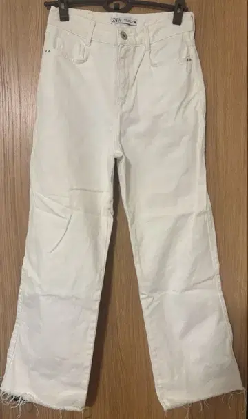ZARA 화이트 데님 청바지 화이트 와이드 스트레이트