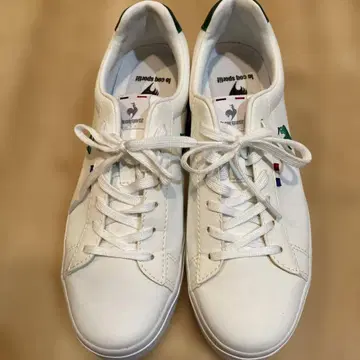 르꼬끄 스포르티브 화이트 스니커즈