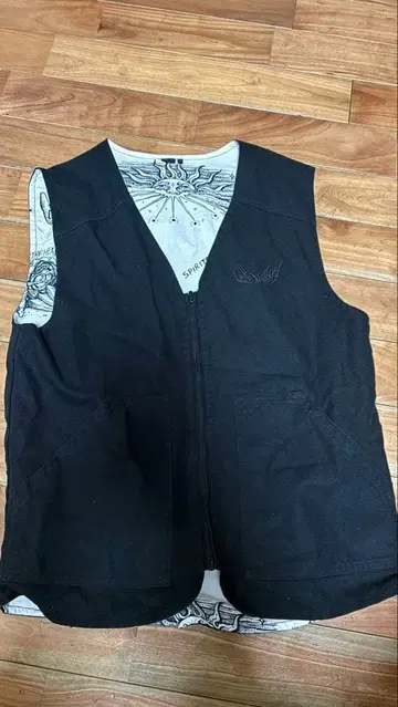 VOLCOM 리버서블 베스트