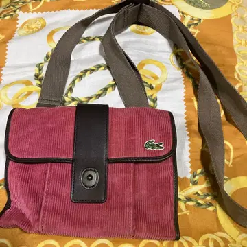 라코스테 숄더백