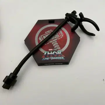 핫토이즈 러브 앤 썬더 마이티 소 1/6 피규어 검 스탠드