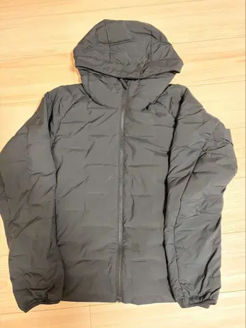 유니클로 퍼프 테크 후드티