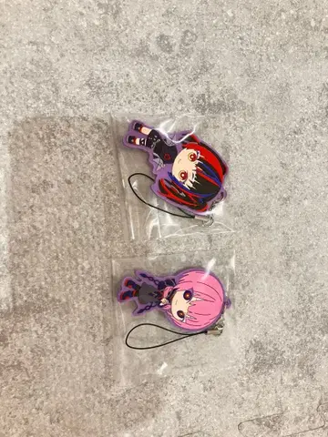 카미츠바키시 유쿄츄. 러버 스트랩 클리어 파일