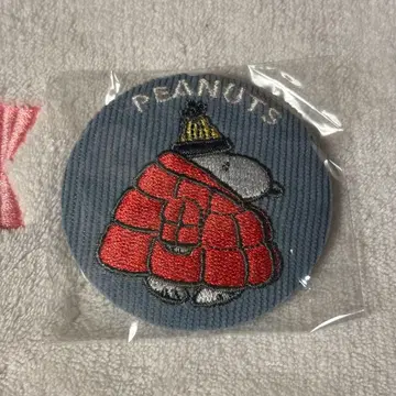 스누피 시크릿 코듀로이 자수 캔뱃지