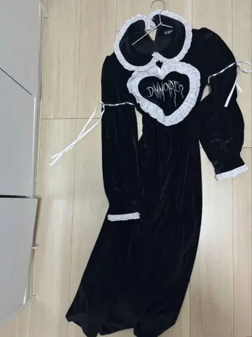 DimMoire 고딕 하트 롱 드레스