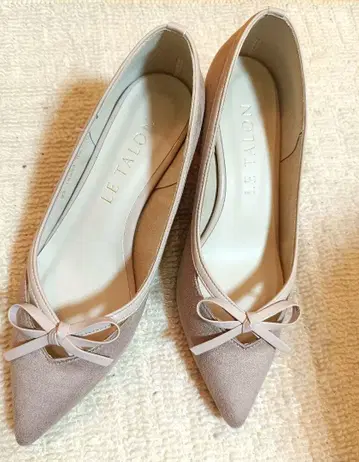 LE TALON 스틸레토 리본 펌프스 베이지