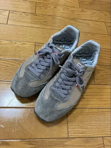 패트릭 스웨이드 그레이 스니커즈 38