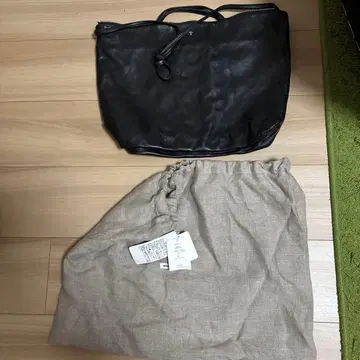 미나 페르호넨 kostea L 탬버린 블랙 가죽 숄더백