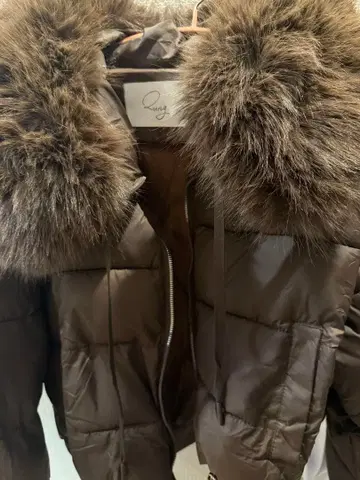 Qung 미사용 새상품 퍼 포함 다운