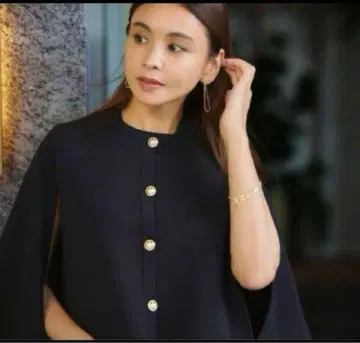 UNITED ARROWS 블랙 케이프 코트