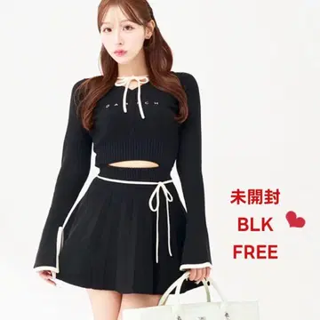 허리 오픈 리본 디자인 니트 미니 원피스 블랙 FREE