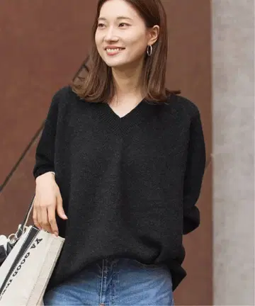 프레임워크 래글런 슬리브 V넥 풀오버