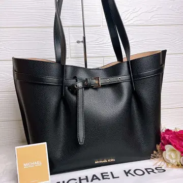 컨디션 최상 MICHAEL KORS 마이클코어스 토트백 블랙 대용량