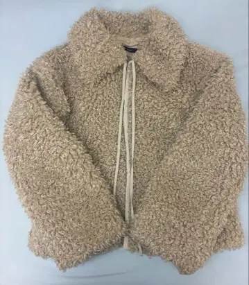 w closet 카라 부착 푸들 자켓