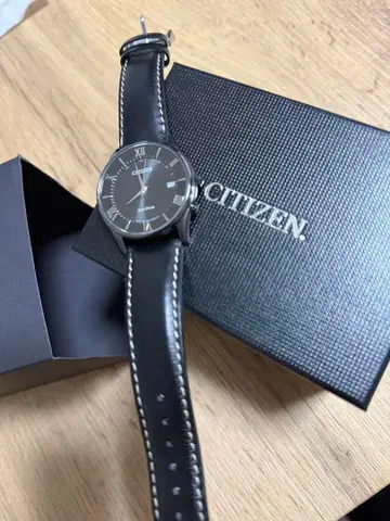 CITIZEN 에코 드라이브 AS1064-53E 올 블랙