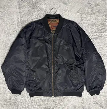 AVIREX MA-1 플라이트 자켓