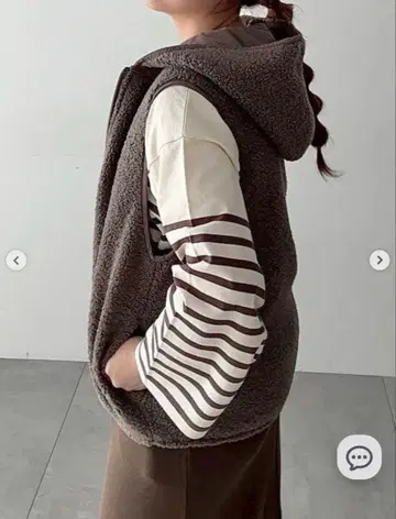 새상품 사만사 모스모스 리버서블 보아 베스트 모카