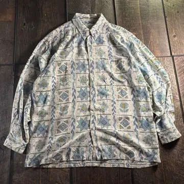 구제 올 패턴 레이온 긴팔 셔츠 박스 실루엣 테로감 화이트 계열 L