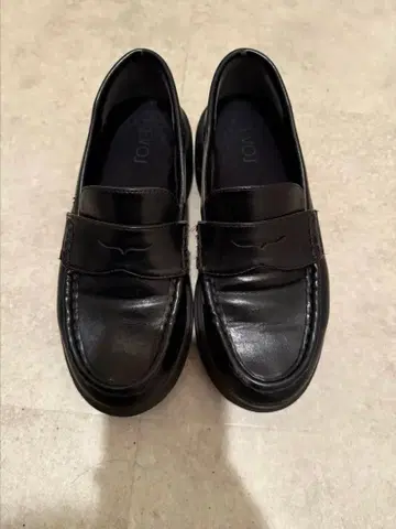 evol 스니커즈 로퍼 블랙