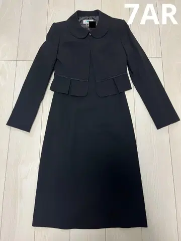 블랙 원피스 수트 프릴 자켓 포함