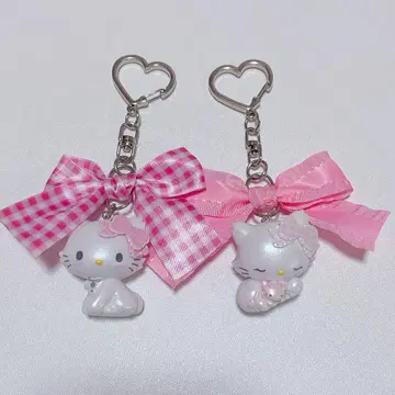 챠미 키티 2개 세트 시크릿 키링