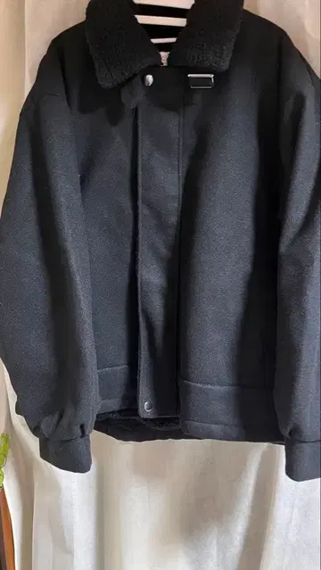 보아 안감 울 라이크 스탠드 카라 자켓 / 빅 실루엣