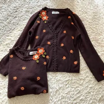 갤러리 비스콘티 캐시미어 꽃무늬 자수 앙상블 다크 브라운