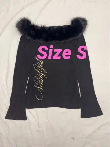 9090 girl Cross Fur Off-shoulder Tee