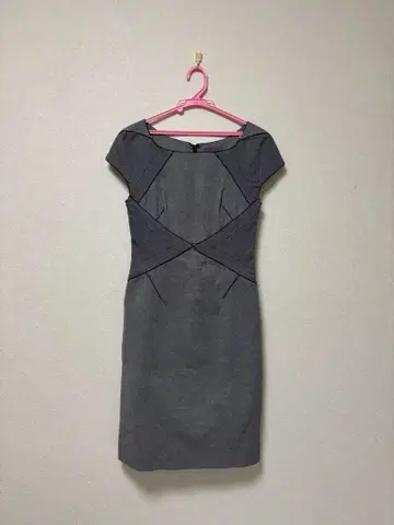 Zac Posen 자크 포젠 타이트 원피스 무릎 기장 클리닝 완료