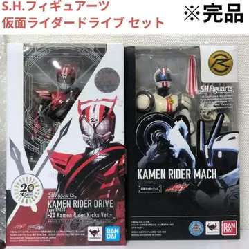 S.H. 피규아트 가면라이더 드라이브 세트