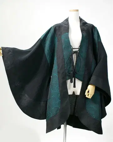 큐티 플래시 기모노 가디건