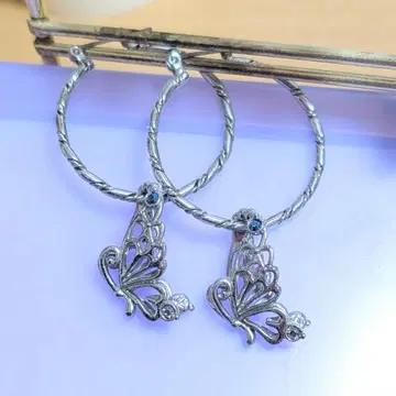 안나수이 ANNA SUI 나비 후프 귀걸이