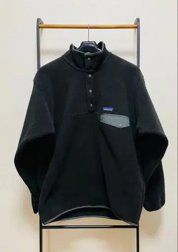 Patagonia 신틸라 스냅T 풀오버 블랙