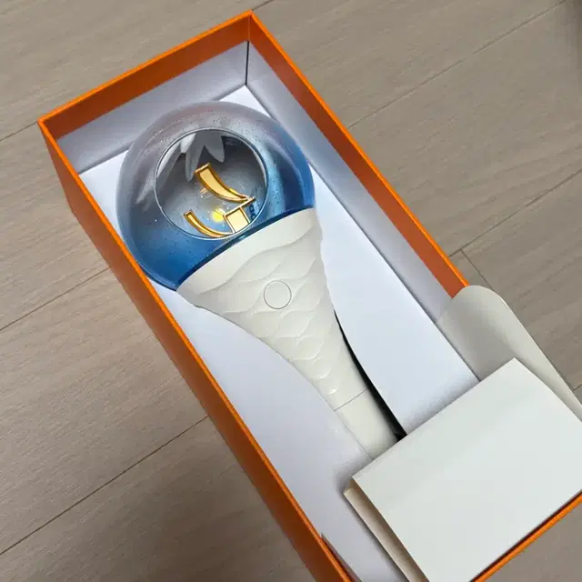 조승연 우즈 낭만봉 응원봉