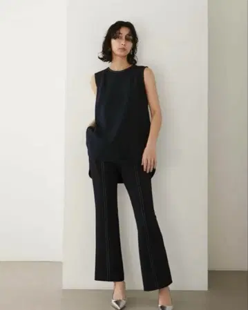 [ 미사용 새상품 택 포함 ] ELLIE 조젯 플레어 팬츠 S 사이즈