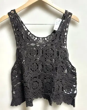 새상품 사만사 모스모스 싱크로 셰 니트 베스트 다크 브라운