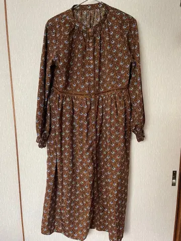 꽃무늬 브라운 롱 원피스