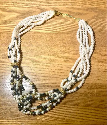 에이본 Avon 펄 목걸이 5연 화이트 여성용 액세서리