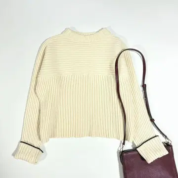 MACPHEE 하이브리드얀 빌드넥 풀오버 투모로우랜드