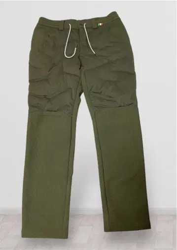 새상품급 G-STAGE 남성용 골프웨어 팬츠 다운 팬츠 카키 46