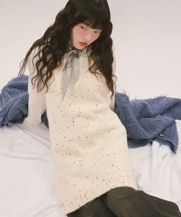 loin nuit 로완뉴이 스팽글 니트 원피스 아이보리