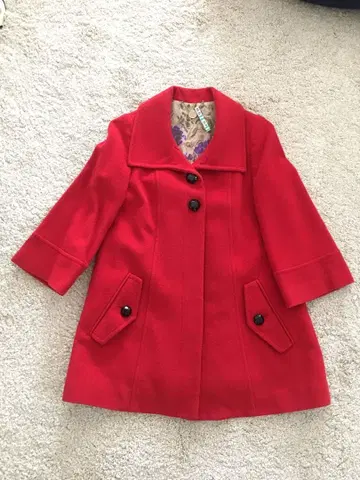 아바하우스 REVISITATION (리비지테이션) 새빨간 코트