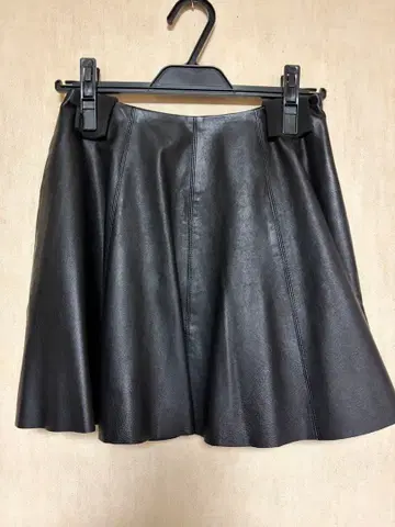 theory 블랙 양가죽 플레어 스커트 00 택 포함 미사용 새상품