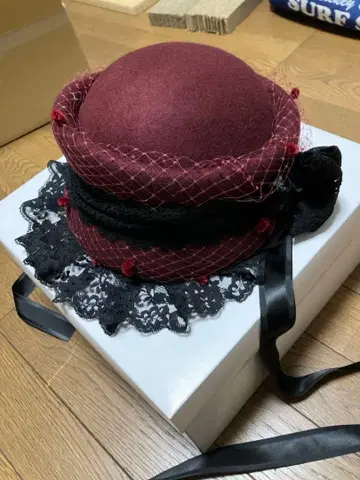 corgi-corgi 여성용 햇 보르도