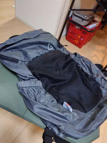 ROGER EGGAR 패커블 백팩 18리터