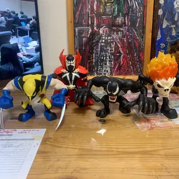 울버린 스폰 베놈 고스트 라이더 피규어